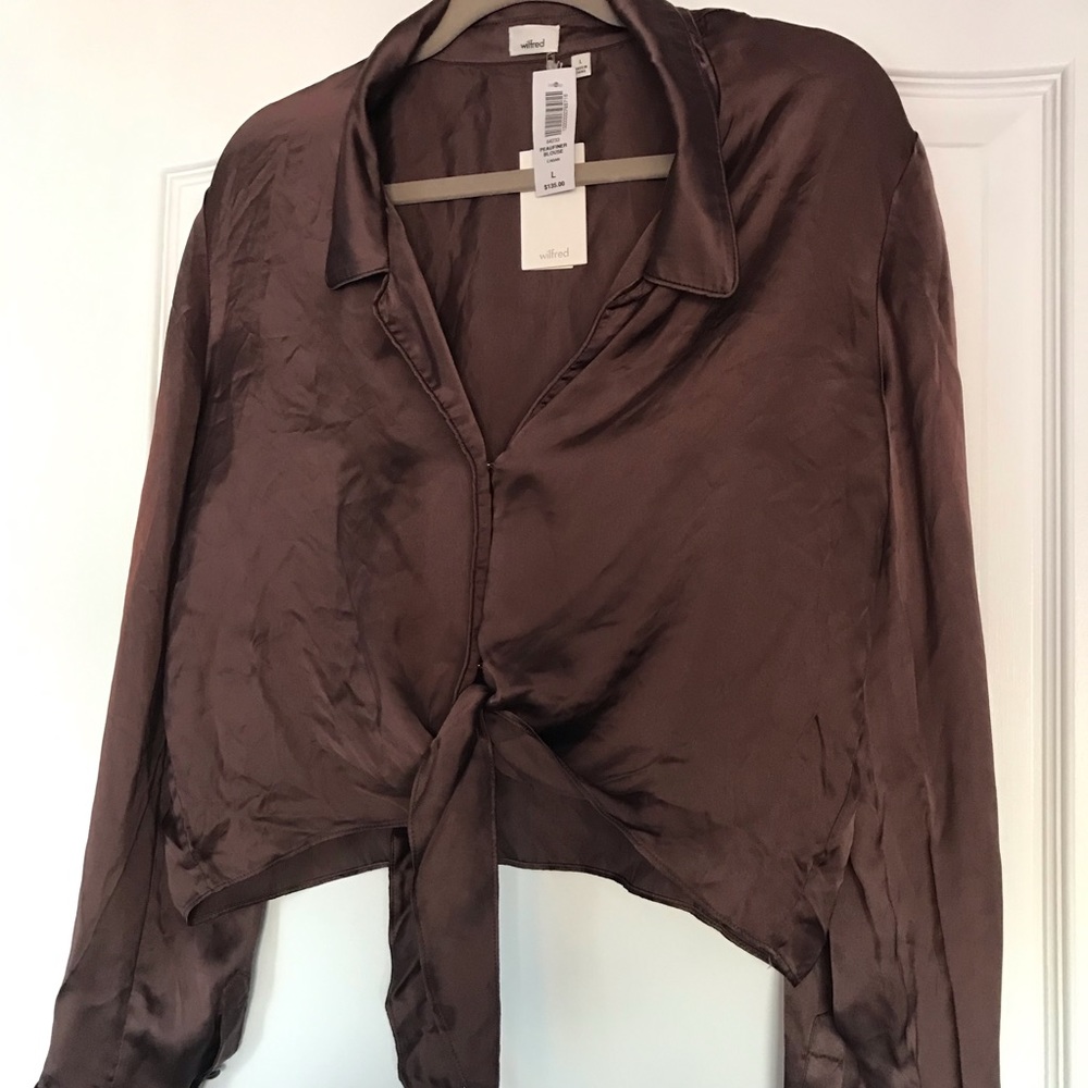 Wilfred Peaufiner Blouse in Caban.